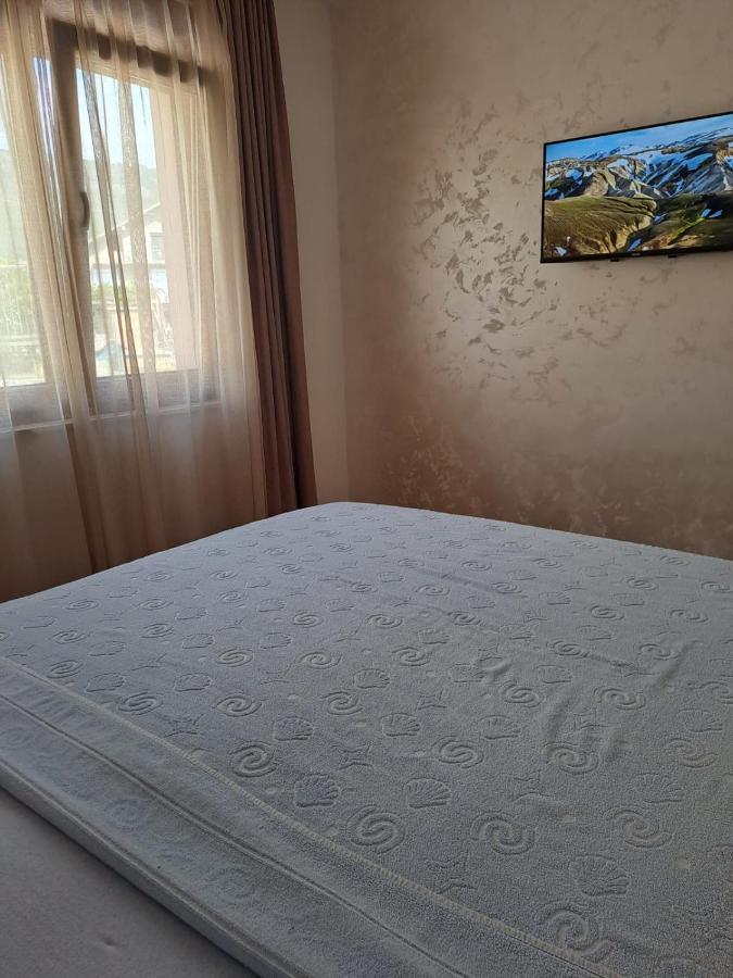 Lux Apartment Jovanovic Тиват Екстериор снимка